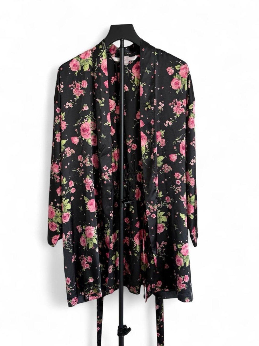 Victoria's Secret 2001 Black Floral Satin Polyester Tie Belt Sleeve Kimono Robe